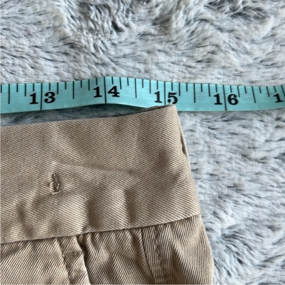 2 pr Banana Republic cotton shorts - Picture 8 of 16
